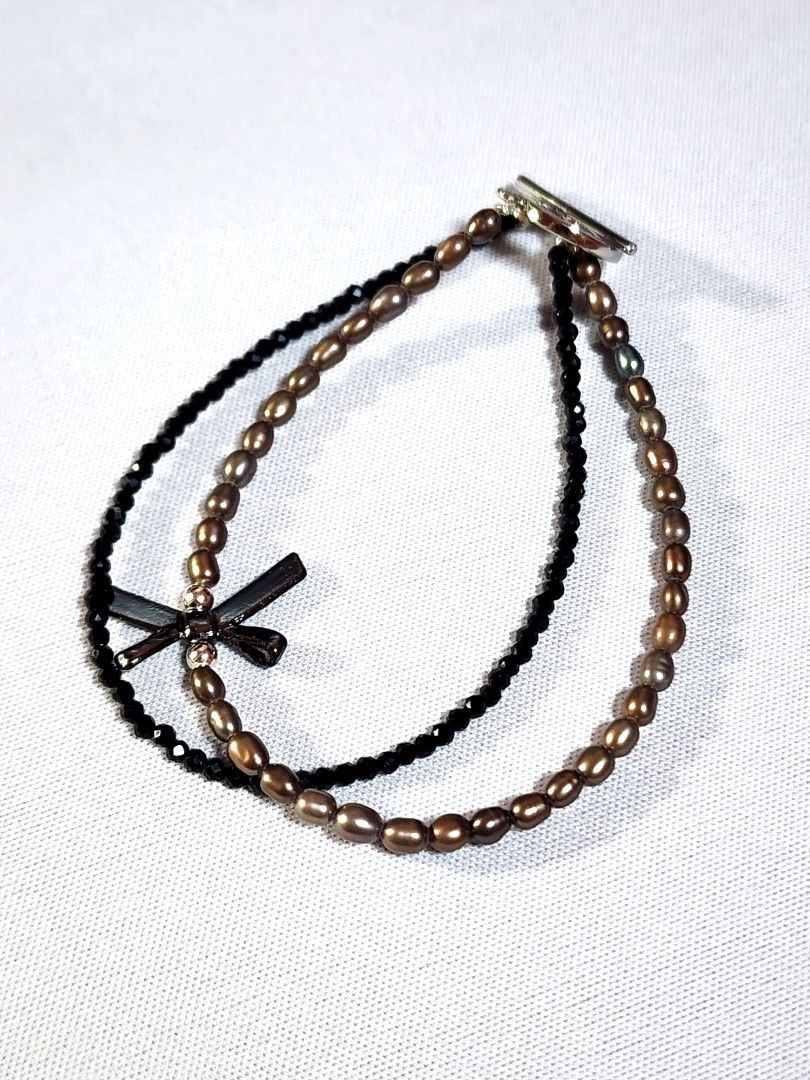 Assorted Bracelets (Category: Bracelets) located in Singapore. Submitted by shiioo (Listing ID 1348009614, Image 2). Description: 🔥 $8 per bracelet 🔥 Only 1 available for each type ‼️ No resizing service MIX AND MATCH ✨️ 1 for $8 3 for $23 5 for $37 Brown Pearl Beads with Black Faceted Chalcedony (image #2): - Approx. 2 mm bead size - Est. 18 cm wrist size - OT clasp Double-Rounded Garnet with Clear Quartz (image #3): - Approx. 2 mm bead size -