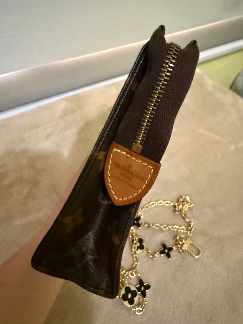 Authentic LV Monogram Toiletry Bag (Category: Luxury Bags & Wallets) located in Manila. Submitted by red08_2022 (Listing ID 1347892299, Image 2). Description: With organizer and accessory chain .