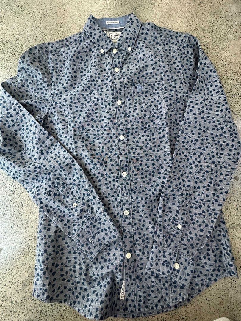 Authentic Penguin Long Sleeves Printed Blue XS (Category: Formal Shirts) located in Pasig City. Submitted by mrdecluttering_ph (Listing ID 1347849534, Image 1). Description: Authentic Penguin Long Sleeves Printed Bllue Dimensions: width 47cm length 72cm XS Heritage Slim Fit Rfs decluttering Negotiable Delivery fee c/o buyer.