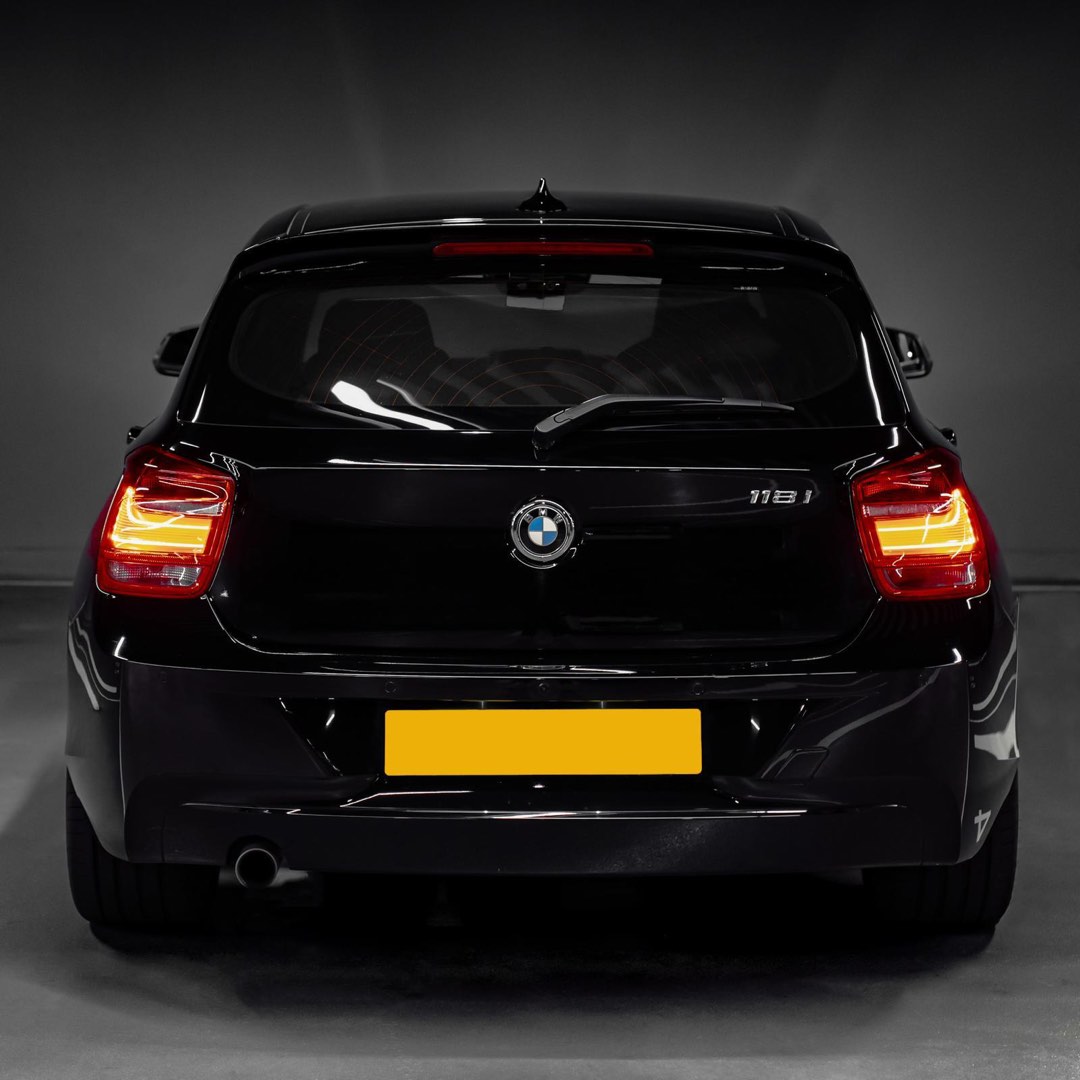 BMW 118i M-Sport (A)62863125690755111