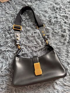 (Category: ) located in . Submitted by suriaaaaa (Listing ID 1347897792, Image 1). Description: .