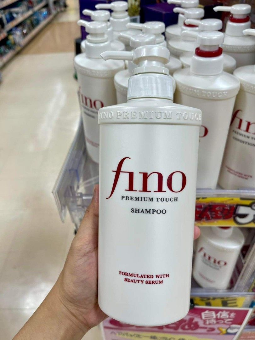 Fino Shampoo & Conditioner 550ml (Category: Bath) located in Gapan. Submitted by mikayla_ann0803 (Listing ID 1347902549, Image 1). Description: Shishiedo Fino Shampoo-650 Shieshido Fino Conditioner-650 From Japan.