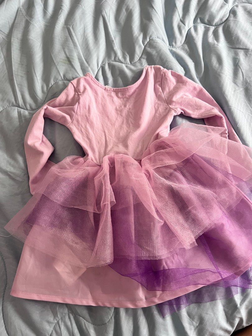 H&M frozen Dress (Category: Babies & Kids Fashion) located in Quezon City. Submitted by fayebree (Listing ID 1347907522, Image 3). Description: .