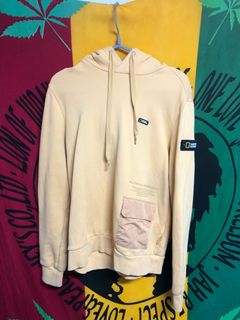 (Category: ) located in . Submitted by Secondbrand (Listing ID 1347948624, Image 1). Description: .