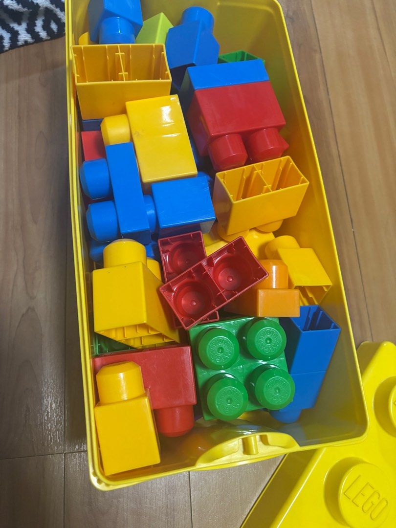 Lego Big Blocks original (Category: Lego & Building Sets) located in Manila. Submitted by bright_lamb (Listing ID 1347942202, Image 3). Description: .