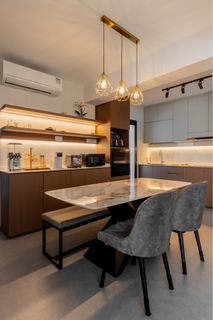 (Category: ) located in . Submitted by huoohoo (Listing ID 1347910155, Image 1). Description: .