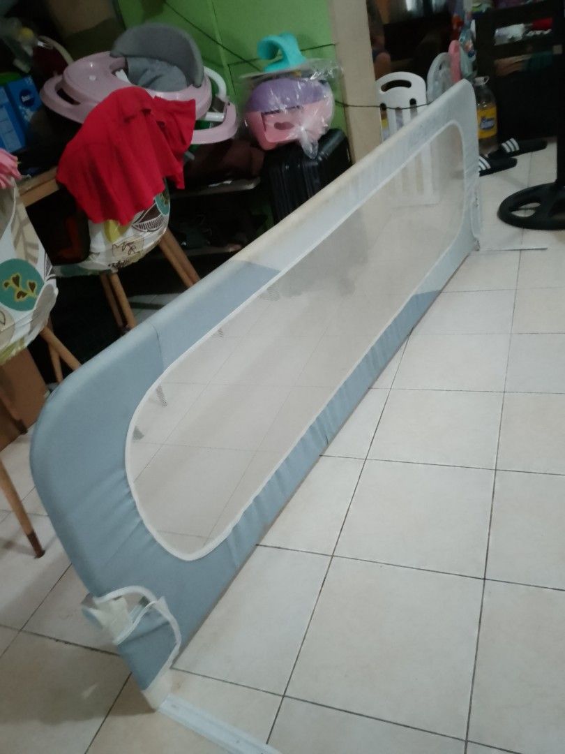 Mafababe Bed Guard (Category: Bed Guards) located in Taytay. Submitted by chichaycollections (Listing ID 1347854438, Image 2). Description: Mafababe bed guard well- used clean, ready to use complete with box and manual.