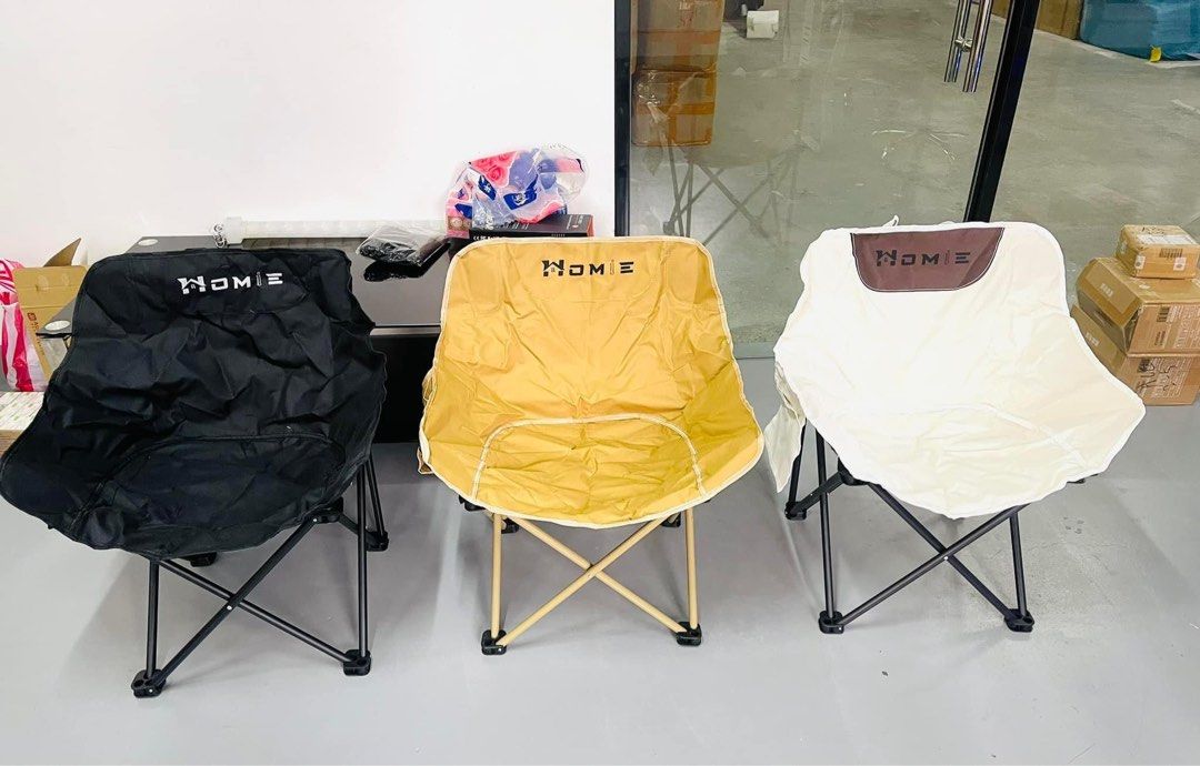 Moon chair camping heavyduty (Category: Hiking & Camping) located in Pasig City. Submitted by gammad_05 (Listing ID 1347860932, Image 1). Description: Brand new Camping moon chair Heavy duty Black Kakhi Onhand available Wholesale Wholesale Retail Bulk 📍pasig city.