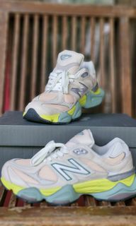 (Kategori: ) berada di . Dikirim oleh fc.sneakers (ID iklan 1347954930, Gambar 1). Deskripsi: .