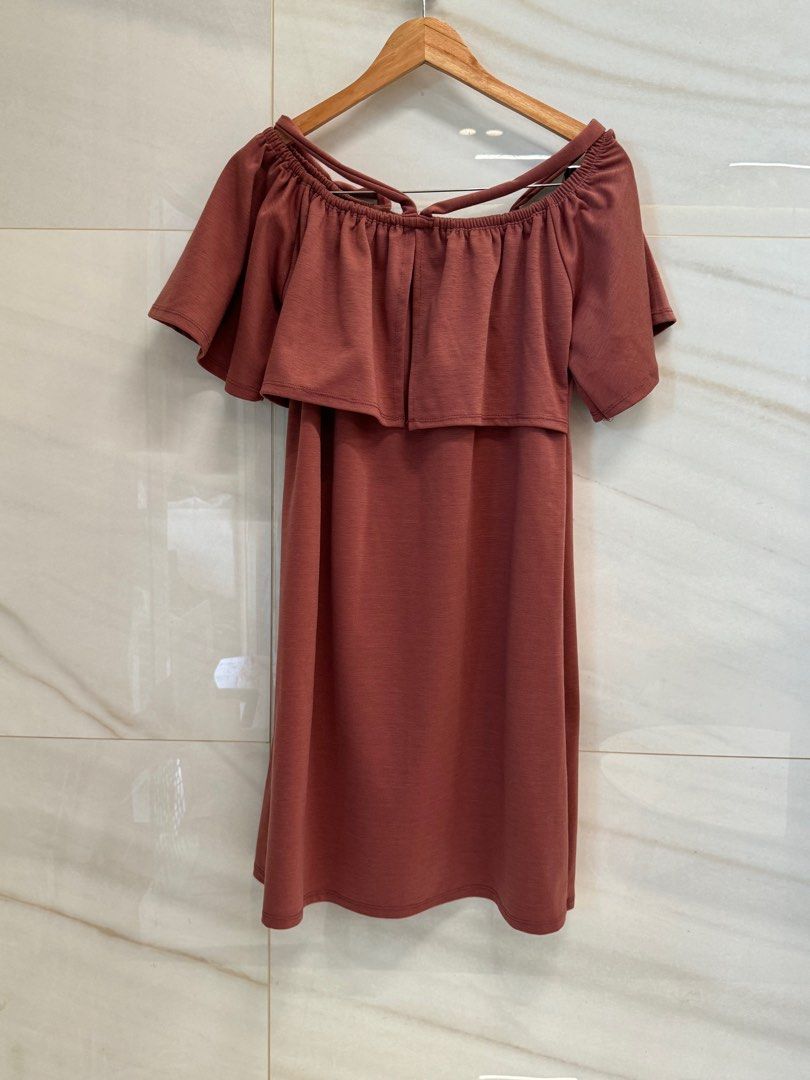 Off Shoulder Plus Size Blush Dress (Category: Dresses) located in Manila. Submitted by declutterwithme08 (Listing ID 1347974072, Image 1). Description: - fits XL Helping Tags: Zara Mango Forever 21 H&M Uniqlo Bershka Stradivarius COS Harlan and Holden Urban Revivo Dorothy Perkins .