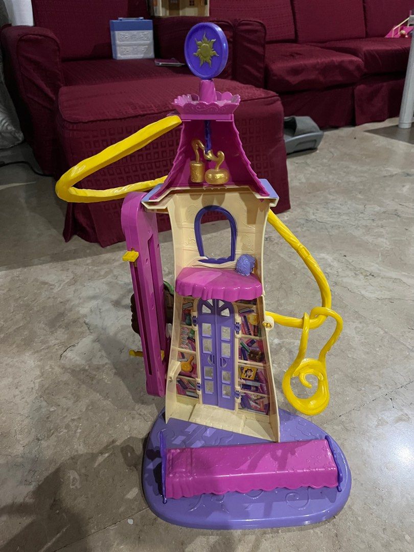 Play house / Tangled (Category: Kids Toys) located in Pasig City. Submitted by melaniesn (Listing ID 1347979487, Image 2). Description: Doll house / Tangled Payment methods: BPI/ GCash/ BDO .
