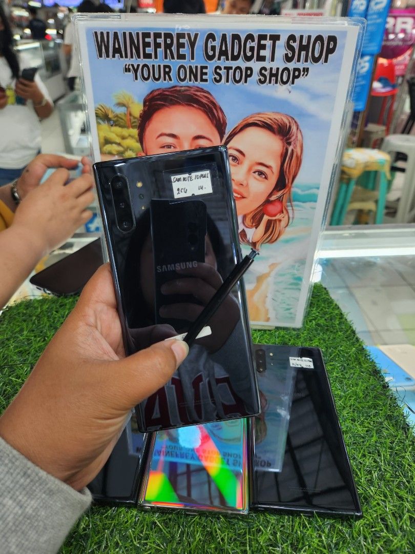 Samsung Note10+ 12gb/256gb (Category: Samsung) located in Manila. Submitted by lucky.charm.gadgets (Listing ID 1347960518, Image 3). Description: SAMSUNG NOTE 10+ 12gb/256gb (PLEASE SEARCH MO NALANG FULL SPECS) •SLIGHTLY-USED •NTC APPROVED •GOODS FOR GAMING •NO REPAIR HISTORY •NO HIDDEN ISSUE For Only 🅿️12,999.00 *Dents ang scratches normal na yan sa 2ndhand, buy at your own risk Check to sawa bago bayaran for cod For fast transaction call/text 
