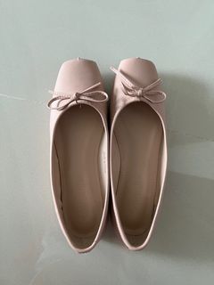 (Category: ) located in . Submitted by pigletz (Listing ID 1347871874, Image 1). Description: .