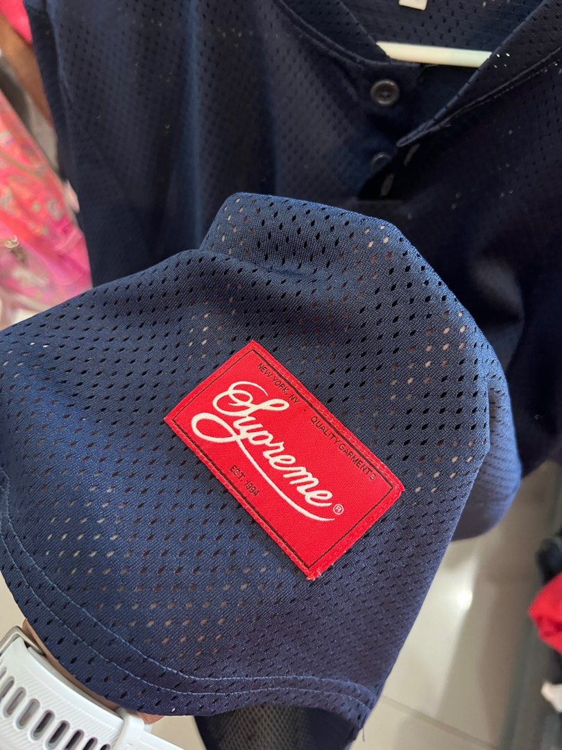 Supreme Jersey (Category: Tshirts & Polo Shirts ) located in Muntinlupa City. Submitted by jessimba (Listing ID 1347909514, Image 3). Description: UB or gcash payment pls Pick up in alabang.