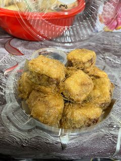 (Category: ) located in . Submitted by mikalicious_bakes (Listing ID 1348000703, Image 1). Description: .