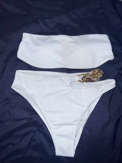 (Category: ) located in . Submitted by dear.summer (Listing ID 1348011055, Image 1). Description: .