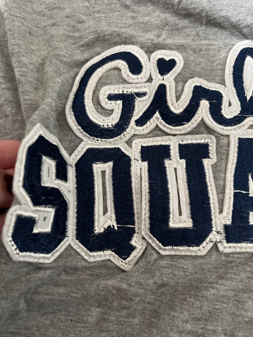 xl grey cotton t-shirt (Category: Shirts) located in Quezon City. Submitted by ashiesam (Listing ID 1347928233, Image 2). Description: MOP: gcash/bpi MOD: lalamove LOC: balintawak, QC.