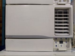 1.5 CARRIER ICOOL SERIES WITH REMOTE INVERTER GRADE AIRCON WINDOW TYPE
