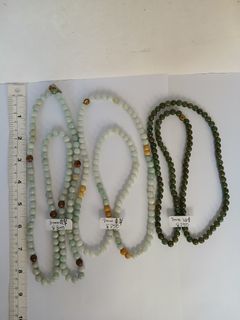 翡翠A玉7/8 mm108 粒念珠串，價錢如照片顯示 ，兩條八折三條七折。no.D18.1.2564224420328195110