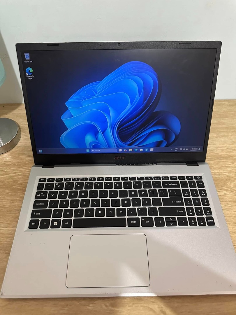 Acer Aspire 3 A315-24P-R4KG Pure Silver Laptop | AMD Ryzen 3 7320U | 15 ...