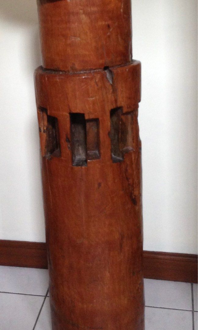 ANTIQUE Tubo Crusher (Category: Other Home Furniture) located in Paranaque City. Submitted by luluviare (Listing ID 223262011, Image 1). Description: Nice to blend in with modern furnitures for an eclectic touch.