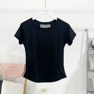 (Category: ) located in . Submitted by closet.lovet (Listing ID 1348095228, Image 1). Description: .