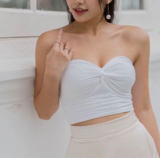 (Category: ) located in . Submitted by chicfits (Listing ID 1348216873, Image 1). Description: .