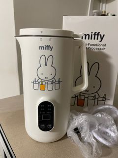 （分類：）位於 。 由 sereneson 提交（商品編號 1348190837，圖片 1）。簡介： 。