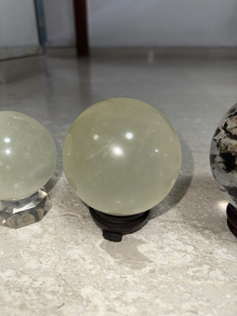 Crystal Balls (Category: Vintage Collectibles) located in Singapore. Submitted by iffypoofy (Listing ID 1348123799, Image 4). Description: Very well-preserved crystal spheres that comes with a stand. All genuine crystals, amazing clarity. Happy to share more photos if required. $168 for the whole set of 10 balls. Please no low-balling, as market rate one big sphere can already cost more than this. If you would like individual spheres, DM for pric