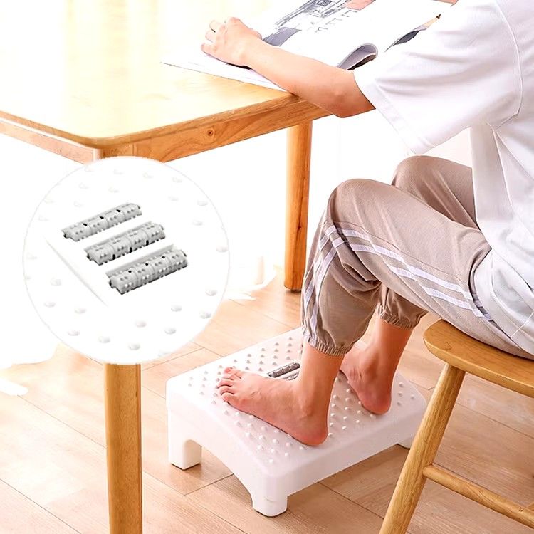 Ergonomic Under Desk Foot Rest with Massage Rollers Under Desk Stool (Category: Office & Business Technology) located in Manila. Submitted by cristytah (Listing ID 1348134418, Image 3). Description: Ergonomic Design: Comfortable angle ro support your legs. Texture Design: Massage foot with this foot rest to release your pressure..