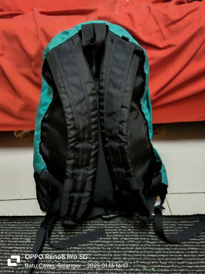 Gregory (Category: Backpacks) located in Kuala Lumpur. Submitted by topan-pre-loved-st0re (Listing ID 1348050417, Image 3). Description: bagpack Gregory untuk di lepaskan. berminat boleh pm atau whatapp saya di talian 0️⃣1️⃣7️⃣6️⃣5️⃣5️⃣2️⃣5️⃣6️⃣9️⃣.