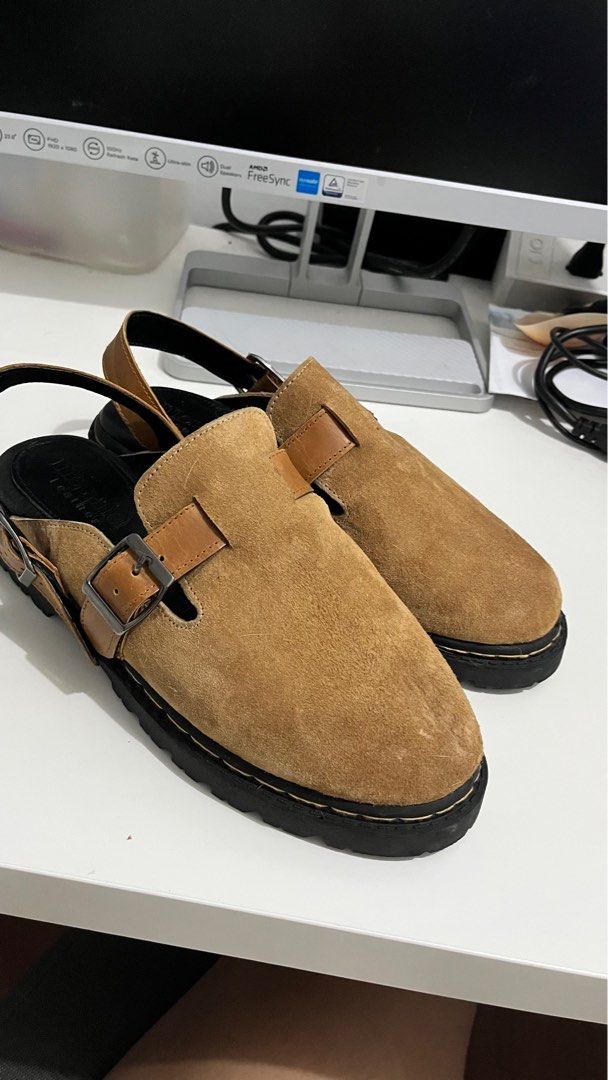 Meraniel Sandals (Category: Sandals) located in Makati City. Submitted by angelacuje92513 (Listing ID 1348163797, Image 2). Description: - Worn only once - Size 7 but can fit size 6! - Original Price is 3,890.