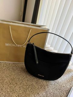 (Category: ) located in . Submitted by simang888 (Listing ID 1348072901, Image 1). Description: .