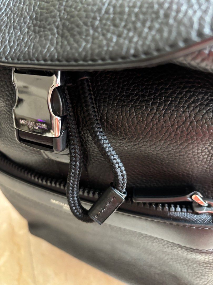MK backpack (Category: Backpacks) located in Singapore. Submitted by kenbvalue (Listing ID 1348086804, Image 2). Description: Lightly use like new : Authentic Michael Kors men leather backpack to let go: Size : H42 x W30 x D 13cm, front one zip compartment , inner 2 slot compartment and. 1 open compartmnet for laptop . $238.