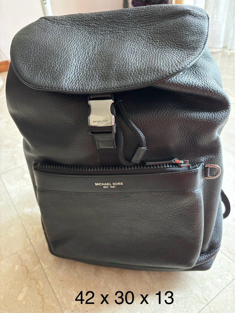 MK backpack (Category: Backpacks) located in Singapore. Submitted by kenbvalue (Listing ID 1348086804, Image 3). Description: Lightly use like new : Authentic Michael Kors men leather backpack to let go: Size : H42 x W30 x D 13cm, front one zip compartment , inner 2 slot compartment and. 1 open compartmnet for laptop . $238.
