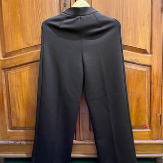 (Kategori: ) berada di . Dikirim oleh dumpie (ID iklan 1348050308, Gambar 1). Deskripsi: .