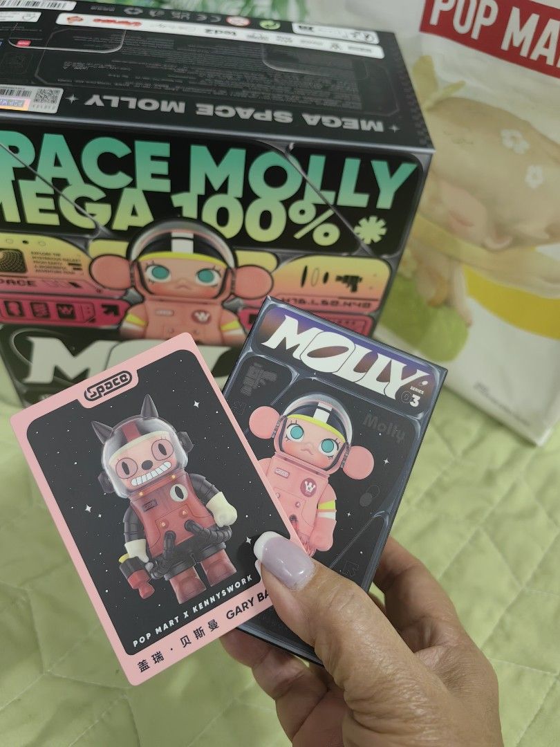 Popmart Space Molly V3 100 (sealed foil) GARY BASEMAN (Category: Designer & Blind Box Toys) located in Manila. Submitted by luichi01 (Listing ID 1348097223, Image 2). Description: Popmart Space Molly V3 100% GARY BASEMAN BRAND NEW POPMART JAPAN Sealed Foil & Bottom box opened MOP: Gcash +sf.
