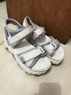 (Kategori: ) berada di . Dikirim oleh kadriye.wear (ID iklan 1348066521, Gambar 1). Deskripsi: .