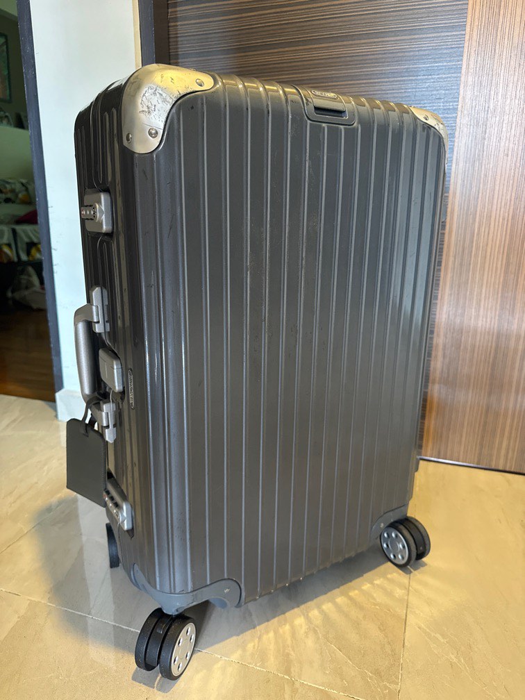 rimowa-limbo-hybrid-check-in-m-hobbies-toys-travel-luggage-on