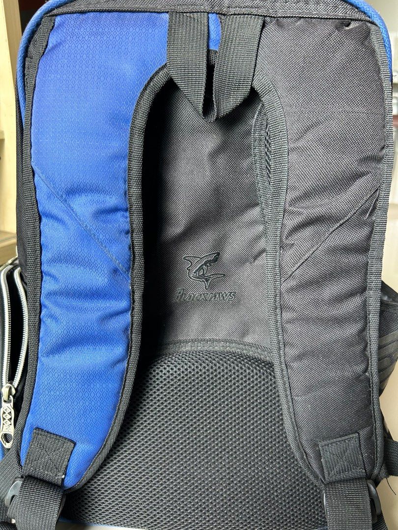 School Backpack (Category: Backpacks) located in Subang Jaya. Submitted by gryfinddor (Listing ID 1348081001, Image 2). Description: Ergonomic school backpack with comfort back padding - Includes 3 large compartments, 1 small compartment and 1 water bottle holder - Prevents round shoulders and reduces back pressure - Condition: 8/10 Do pm me for any more details or pictures of the backpack if you’re interested! .