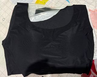 (Category: ) located in . Submitted by rixcloset (Listing ID 1348087204, Image 1). Description: .