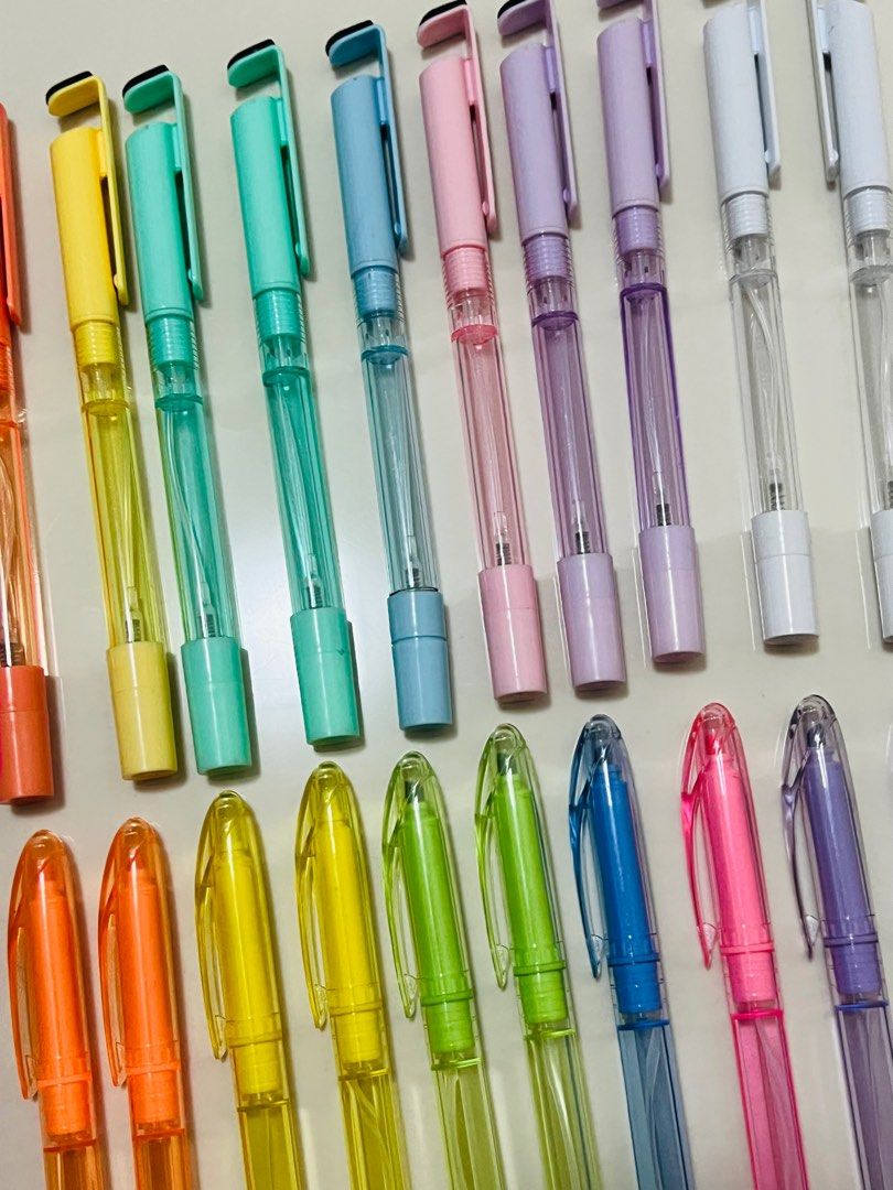 Spray Pen / Alcohol Pen & Highlighter Marker Bundle (Category: Stationery & School Supplies) located in Manila. Submitted by iyacaruncho_ (Listing ID 1348219355, Image 2). Description: Original price is ₱500 for all 20 pcs. (₱25 each) Selling for ₱350 take all .