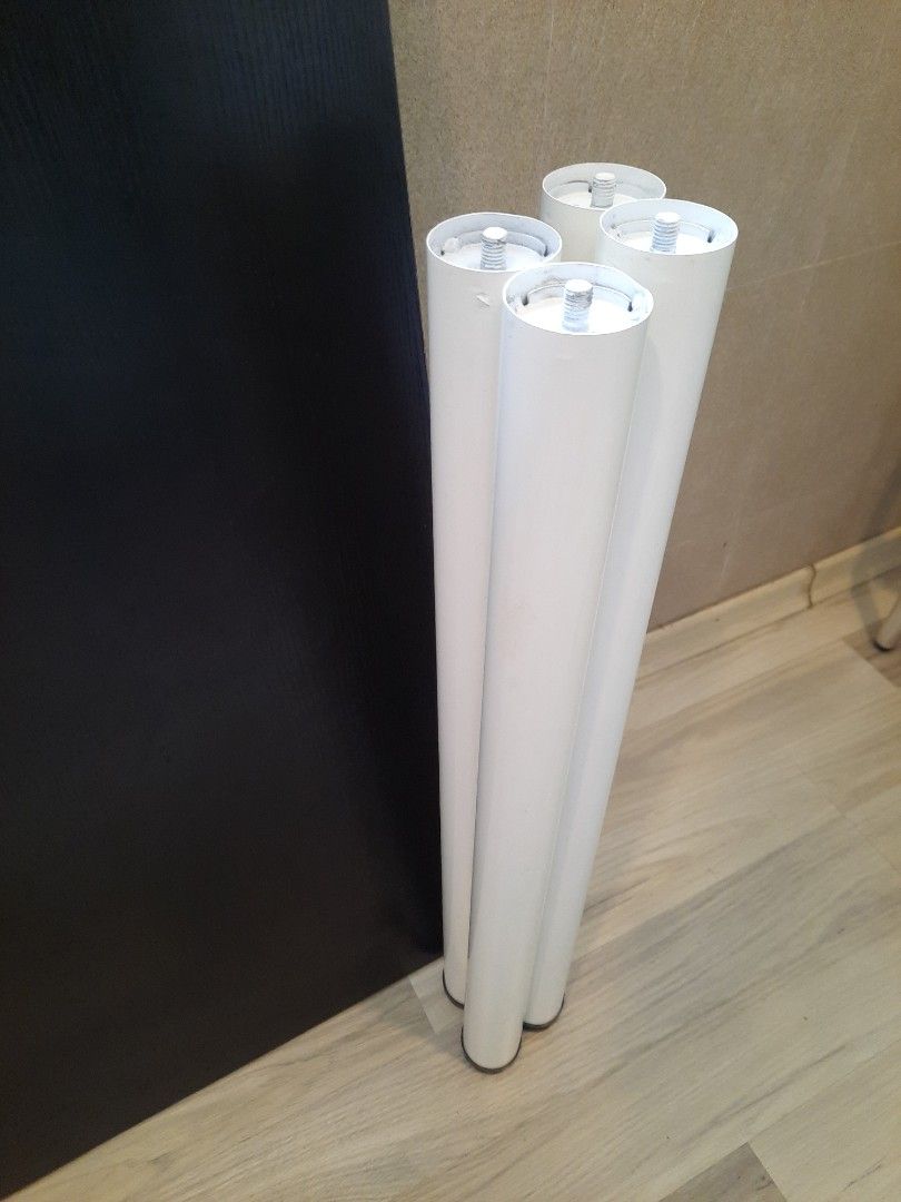 Study Table (Category: Tables & Sets) located in Singapore. Submitted by tobeflower (Listing ID 1348079541, Image 2). Description: Well used with very minor scratches Style: Black color with white carbon steel legs. Adjustable heights. Simple and Modern Size: 100x60cm Self pickup preferred.