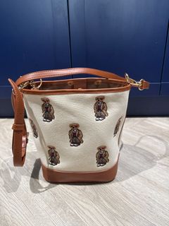 (Category: ) located in . Submitted by shopthriftyy (Listing ID 1348125162, Image 1). Description: .