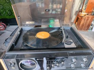 VINTAGE VICTOR VINYL PLAYER, RECORDS AND 2 SPEAKERS for Php8,500. only
