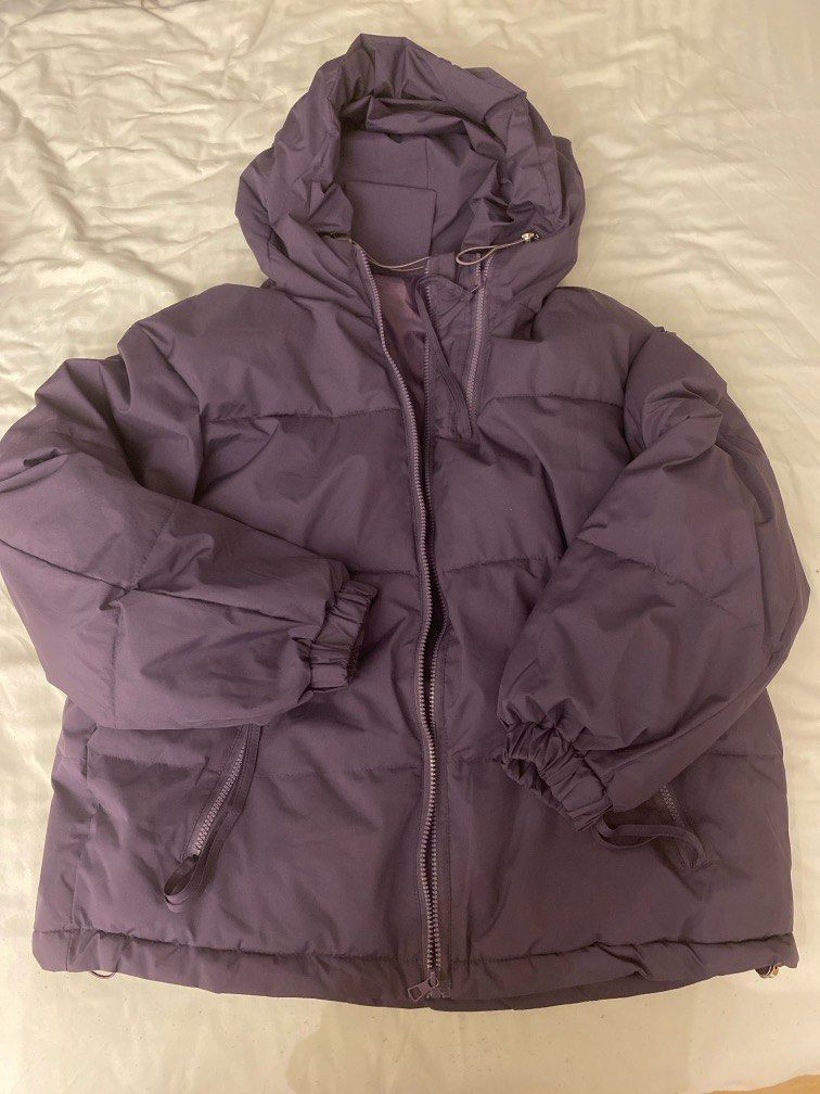 Winter Jacket (Category: Coats, Jackets and Outerwear) located in Singapore. Submitted by xue_err (Listing ID 1348158253, Image 1). Description: PTP 60cm Length 68 cm.