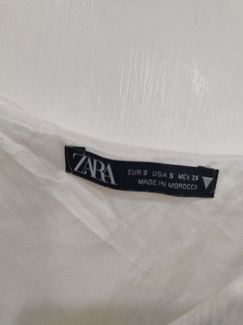 Zara Mesh Puff Sleeve Polka Dot Crop Top (Category: Others Tops) located in San Vicente. Submitted by modamorphosis (Listing ID 1348076347, Image 3). Description: .