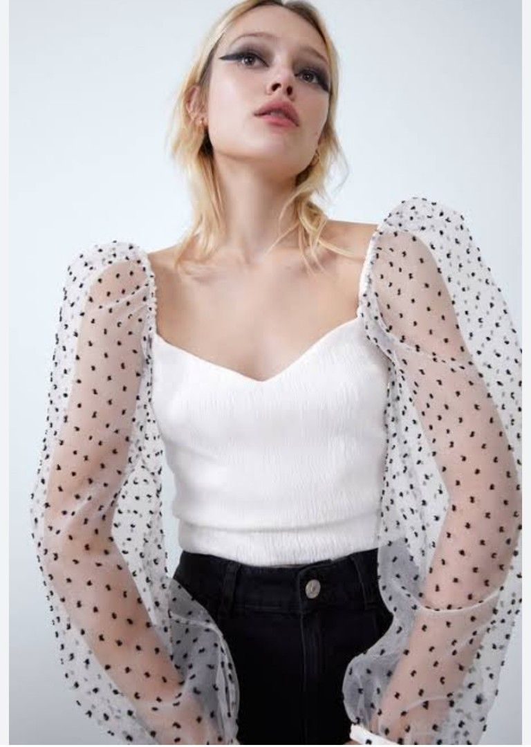 Zara Mesh Puff Sleeve Polka Dot Crop Top (Category: Others Tops) located in San Vicente. Submitted by modamorphosis (Listing ID 1348076347, Image 1). Description: .