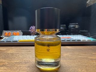 （分類：）位於 。 由 amarzeee 提交（商品編號 1348239837，圖片 1）。簡介： 。