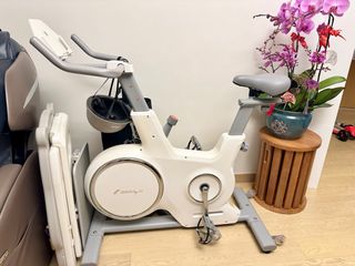 （分類：）位於 。 由 evelynefl 提交（商品編號 1348366282，圖片 1）。簡介： 。